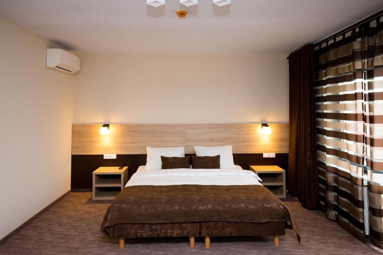 Casa Baimareana Hotel Baia Mare Ngoại thất bức ảnh