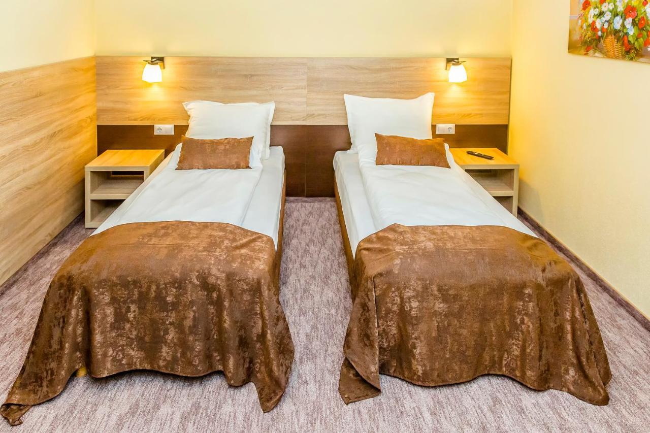 Casa Baimareana Hotel Baia Mare Ngoại thất bức ảnh