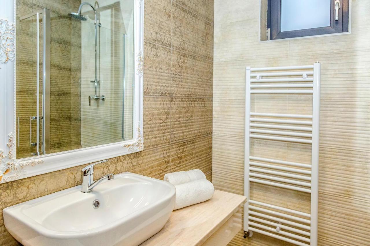 Casa Baimareana Hotel Baia Mare Ngoại thất bức ảnh